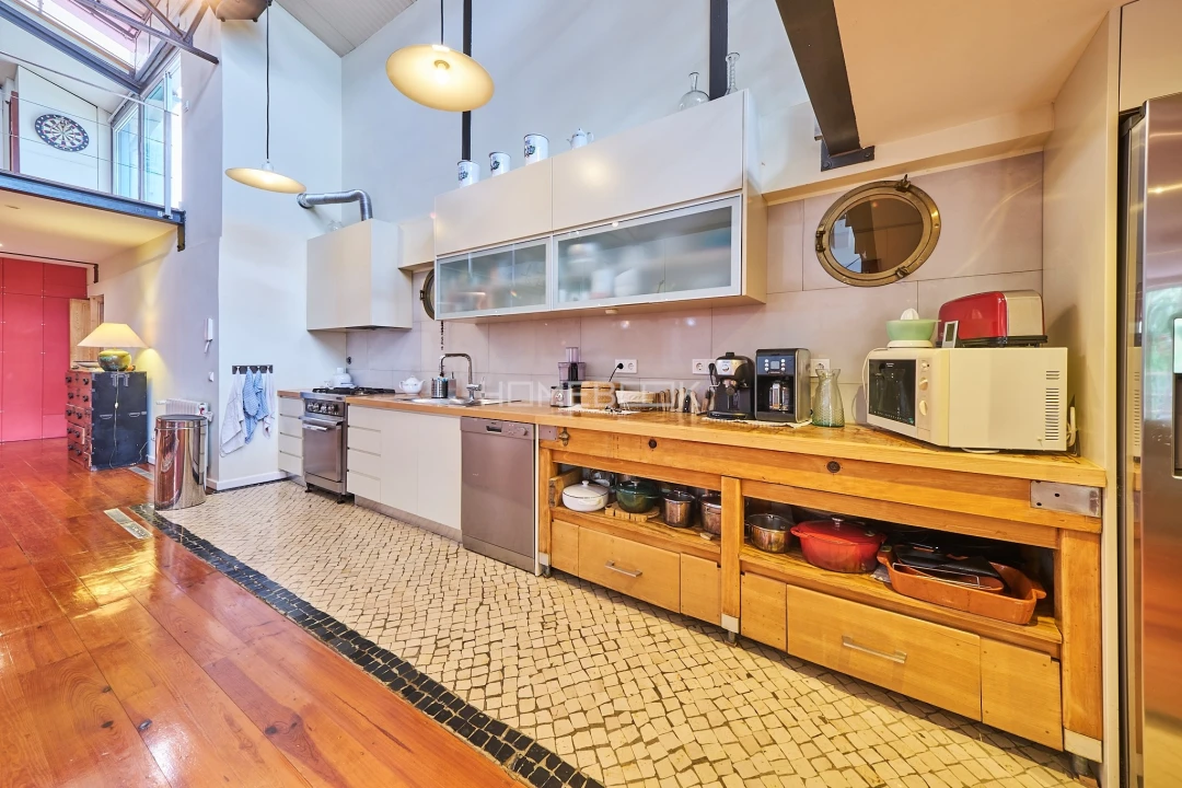 Apartamento T5 para Venda em Santo António Foto 11