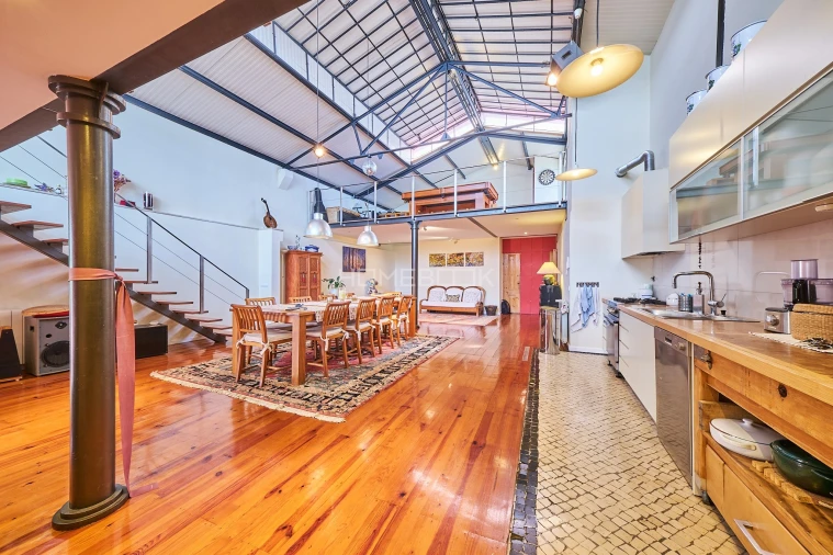 Apartamento T5 para Venda em Santo António Foto 2