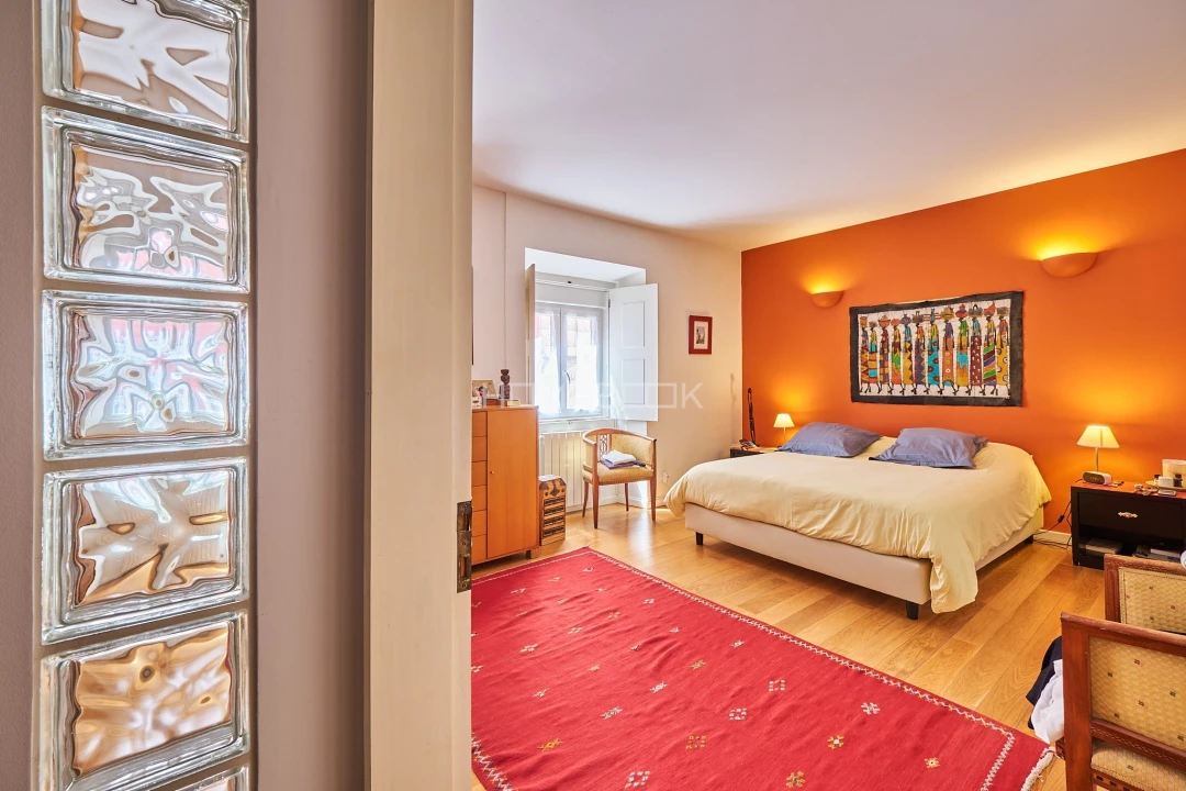 Apartamento T5 para Venda em Santo António Foto 35