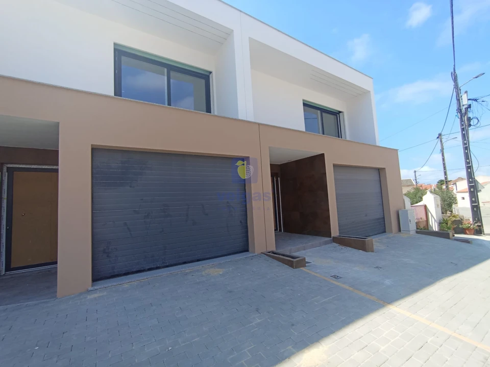 Moradia T3 para Venda em Lourinhã e Atalaia Foto 4