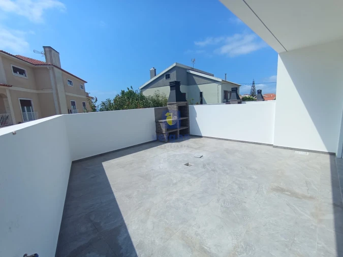 Moradia T3 para Venda em Lourinhã e Atalaia Foto 9