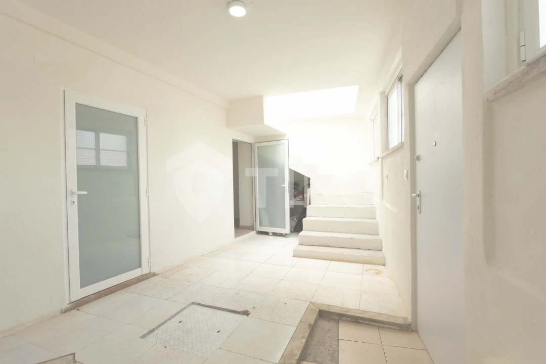 Moradia T4 para Venda em Algueirão-Mem Martins Foto 3