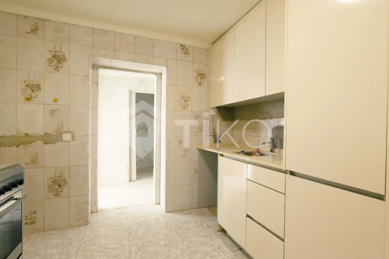 Moradia T4 para Venda em Algueirão-Mem Martins Foto 7