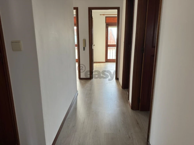Apartamento T3 para Venda em Vila do Conde Foto 3