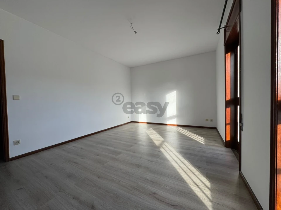 Apartamento T3 para Venda em Vila do Conde Foto 1