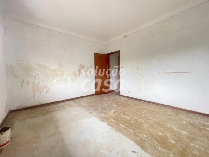 Moradia T4 para Venda em Santa Maria de Lamas Foto 24