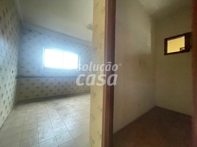 Moradia T4 para Venda em Santa Maria de Lamas Foto 11