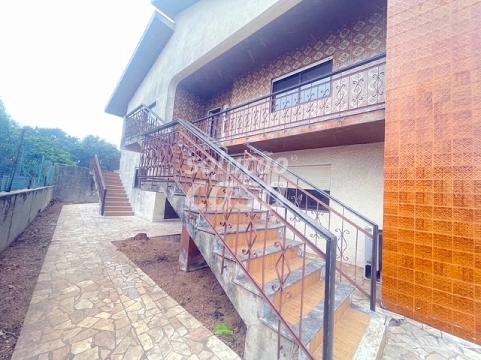 Moradia T4 para Venda em Santa Maria de Lamas Foto 32