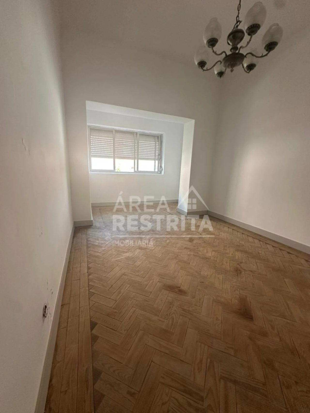 Apartamento T2 para Venda em Almada, Cova da Piedade, Pragal e Cacilhas Foto 15