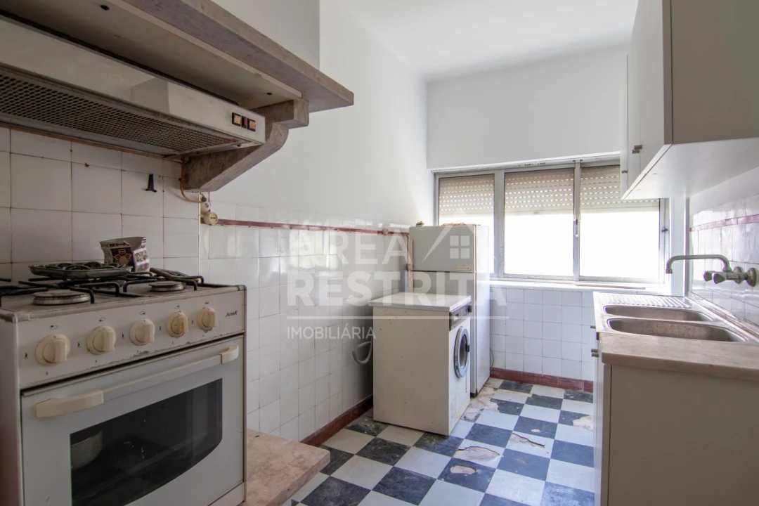 Apartamento T2 para Venda em Almada, Cova da Piedade, Pragal e Cacilhas Foto 7
