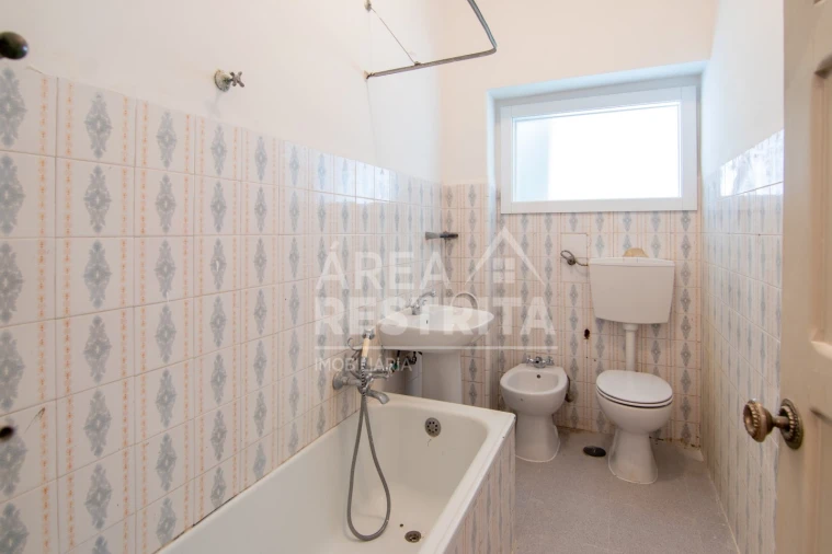 Apartamento T2 para Venda em Almada, Cova da Piedade, Pragal e Cacilhas Foto 10