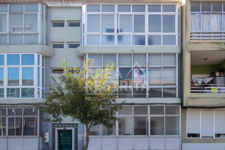 Apartamento T2 para Venda em Almada, Cova da Piedade, Pragal e Cacilhas Foto 19