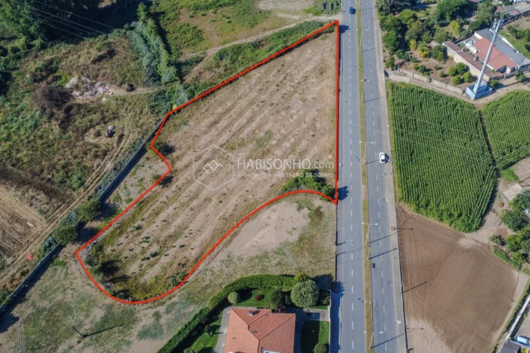 Terreno para Venda em Cidade da Maia Foto 8
