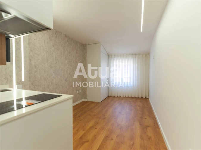 Escritório para Arrendamento em Oliveira, São Paio e São Sebastião Foto 4