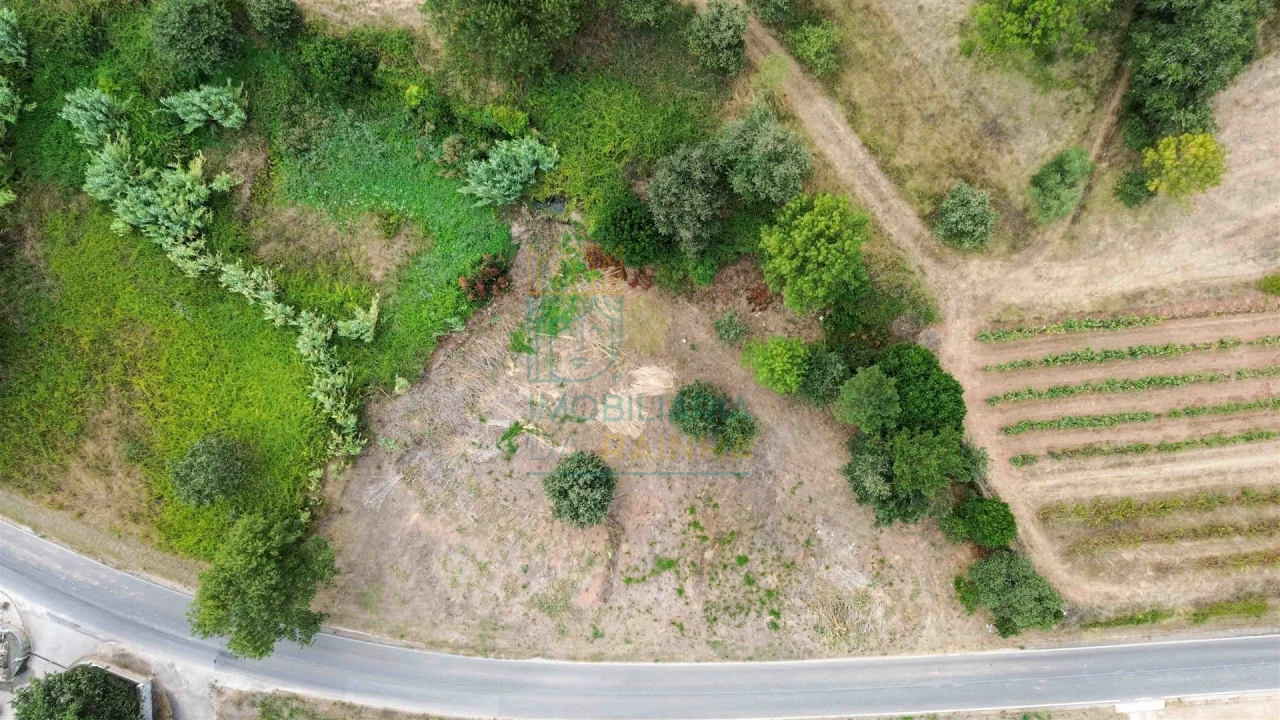 Terreno para Venda em Alvorninha Foto 3