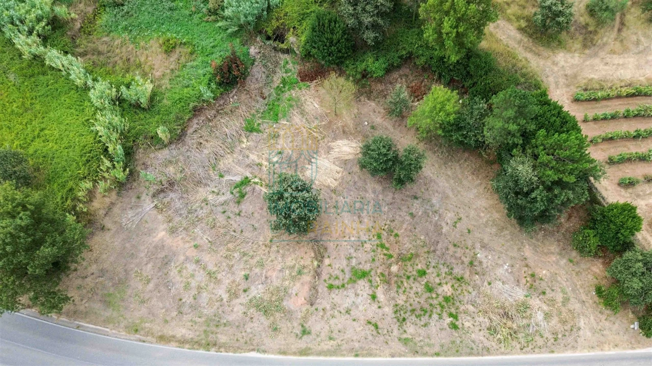 Terreno para Venda em Alvorninha Foto 13