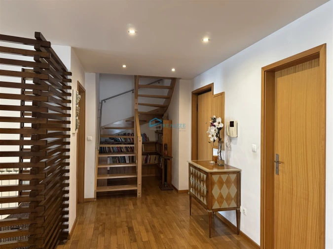 Apartamento T5 para Venda em Nossa Senhora da Conceição, São Pedro e São Dinis Foto 2