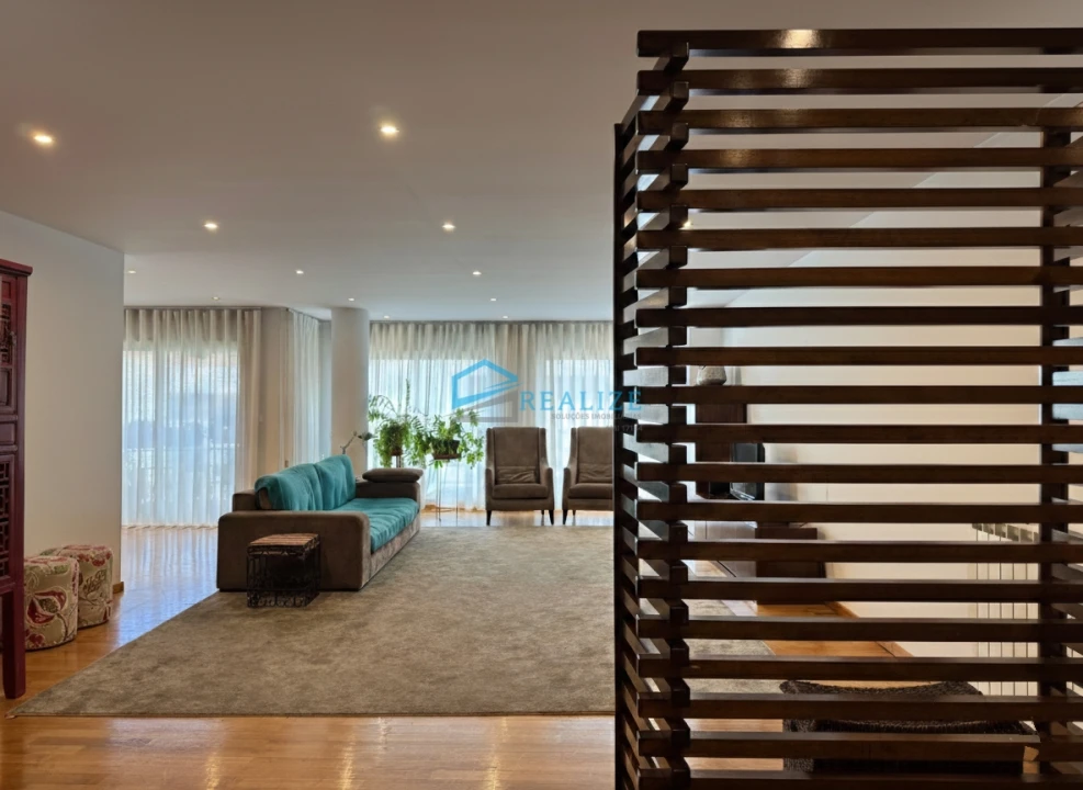 Apartamento T5 para Venda em Nossa Senhora da Conceição, São Pedro e São Dinis Foto 1