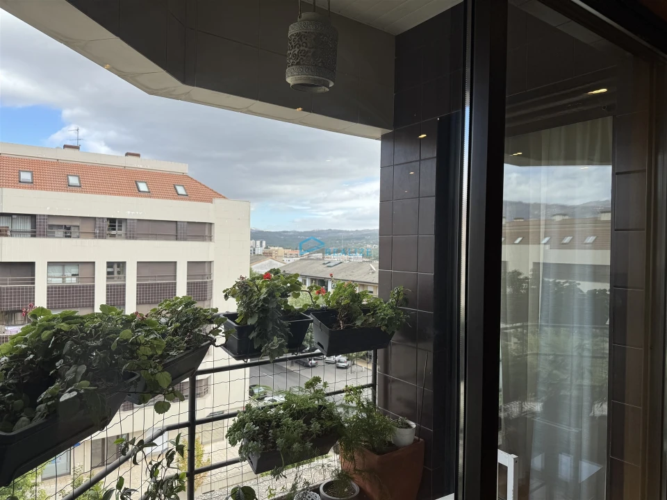 Apartamento T5 para Venda em Nossa Senhora da Conceição, São Pedro e São Dinis Foto 9