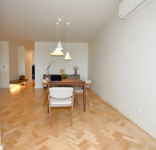 Apartamento T4 para Venda em Cedofeita, Santo Ildefonso, Sé, Miragaia, São Nicolau e Vitória Foto 5