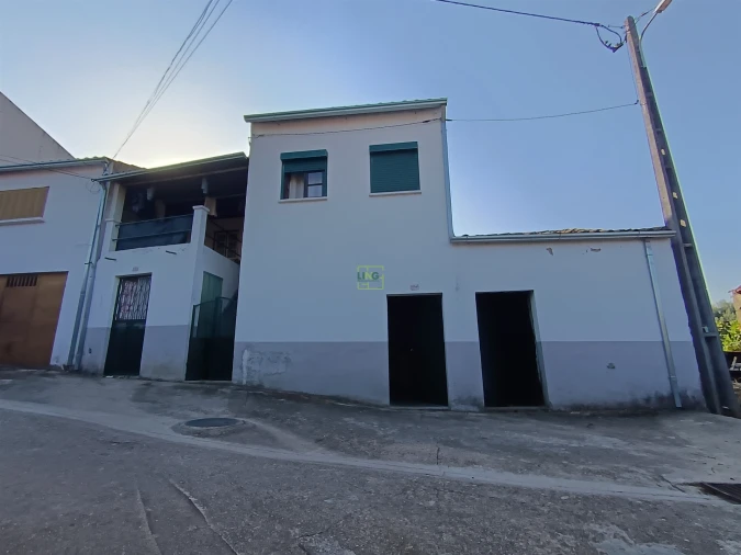 Moradia T2 para Venda em Aldeia do Bispo, Águas e Aldeia de João Pires Foto 2