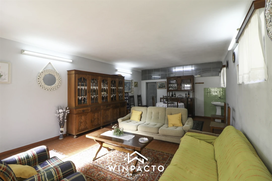 Moradia T3 para Venda em Canas de Senhorim Foto 8