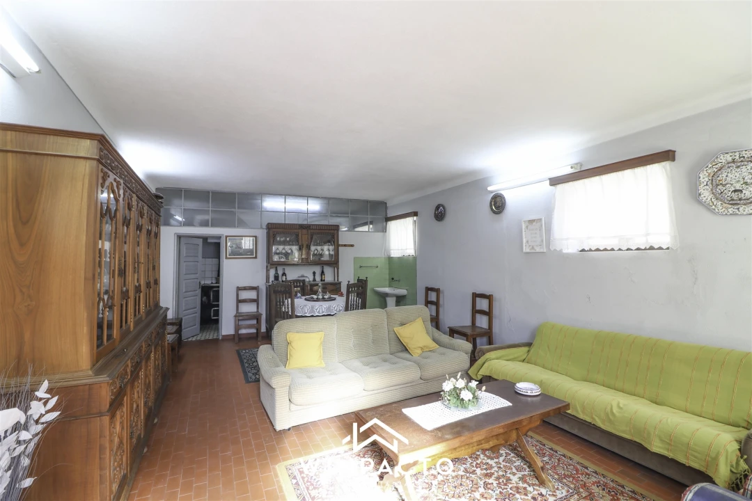 Moradia T3 para Venda em Canas de Senhorim Foto 6