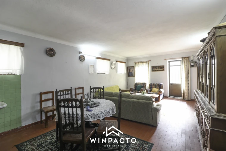 Moradia T3 para Venda em Canas de Senhorim Foto 9