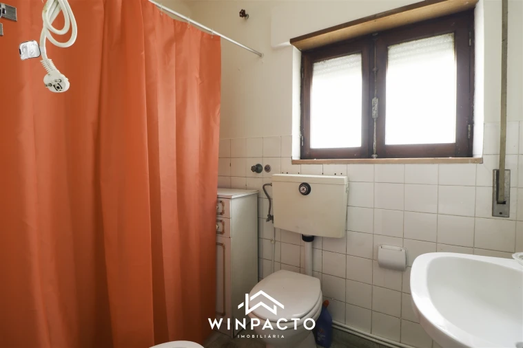 Moradia T3 para Venda em Canas de Senhorim Foto 26