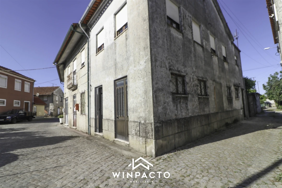 Moradia T3 para Venda em Canas de Senhorim Foto 2