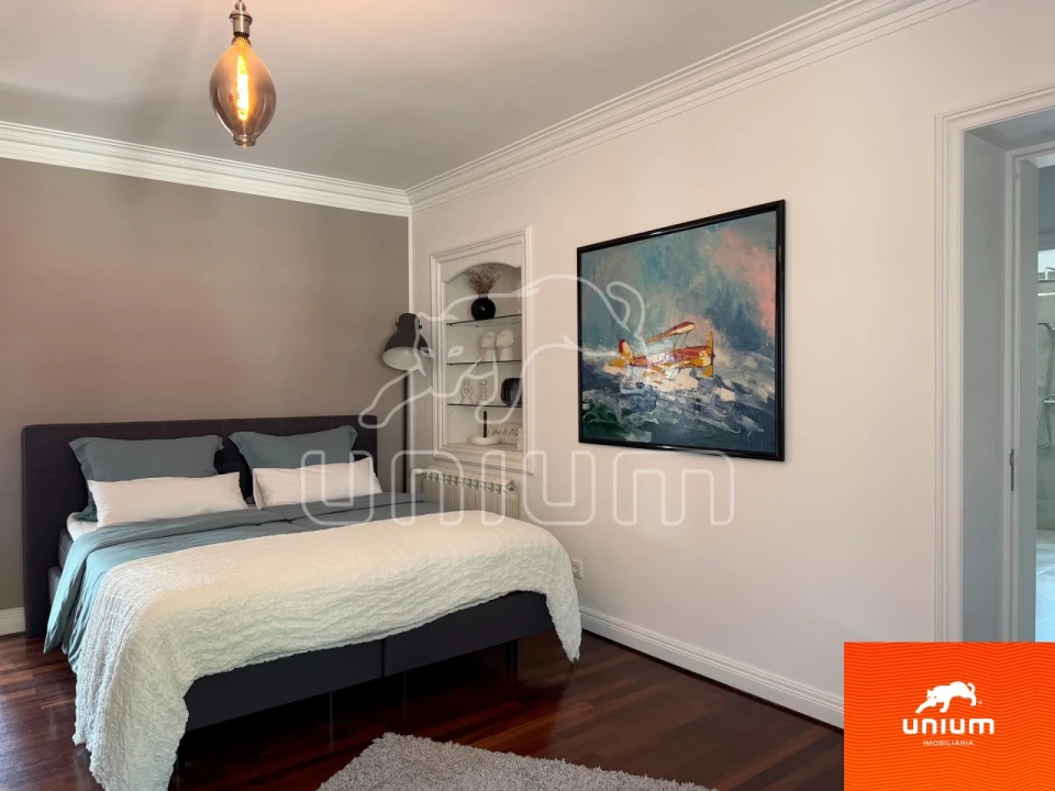 Moradia T5 para Venda em Darque Foto 14