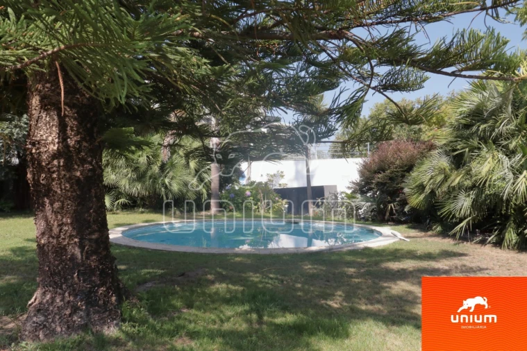 Moradia T5 para Venda em Darque Foto 4