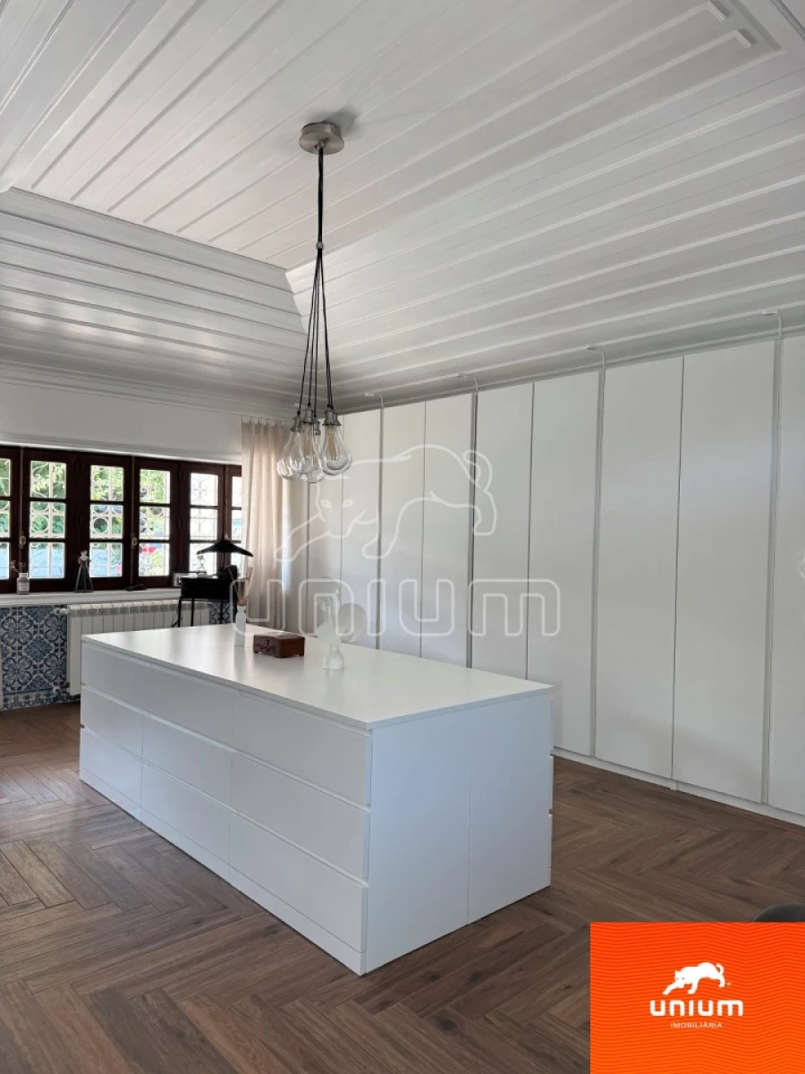 Moradia T5 para Venda em Darque Foto 11