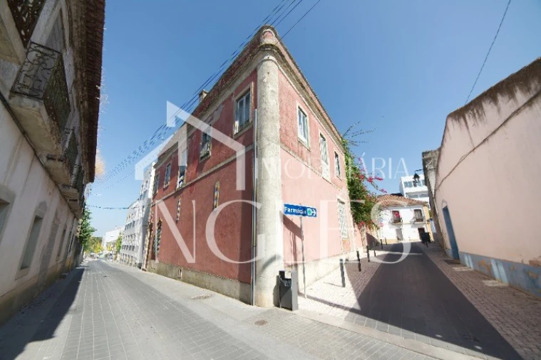 Moradia T6 para Venda em Cartaxo e Vale da Pinta