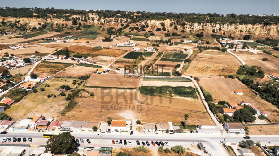 Terreno Comércio / Armazém para Venda em Costa da Caparica Foto 5