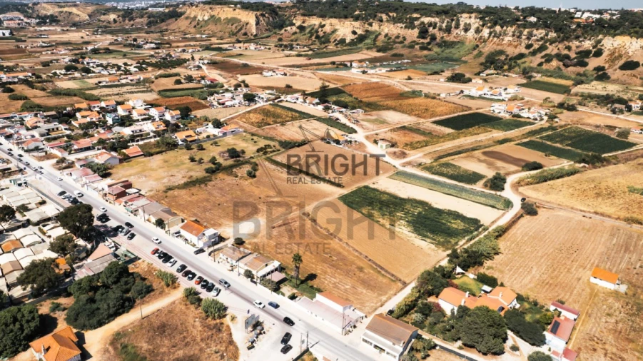 Terreno Comércio / Armazém para Venda em Costa da Caparica Foto 7