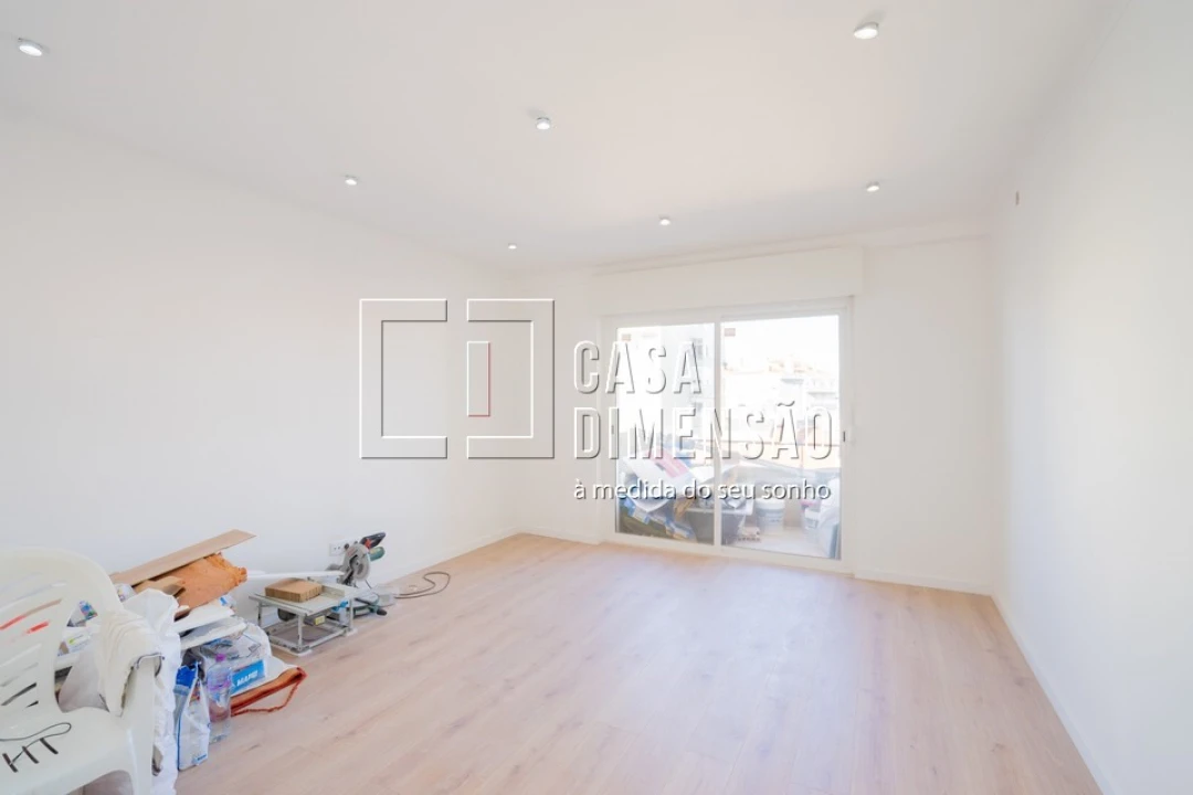 Apartamento T3 para Venda em Águas Livres Foto 1