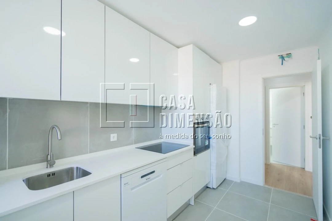 Apartamento T3 para Venda em Águas Livres Foto 13