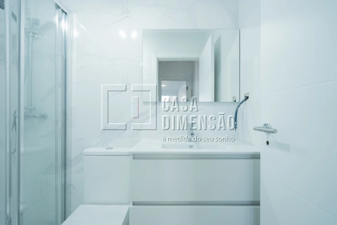 Apartamento T3 para Venda em Águas Livres Foto 17