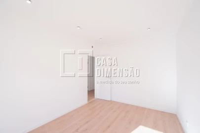 Apartamento T3 para Venda em Águas Livres