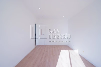 Apartamento T3 para Venda em Águas Livres