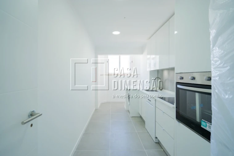 Apartamento T3 para Venda em Águas Livres Foto 8