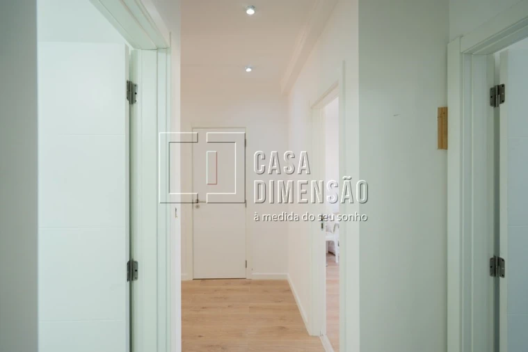 Apartamento T3 para Venda em Águas Livres Foto 18