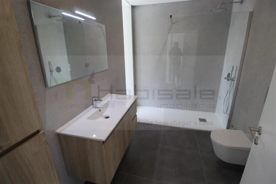 Moradia T3 para Venda em Barcarena Foto 18