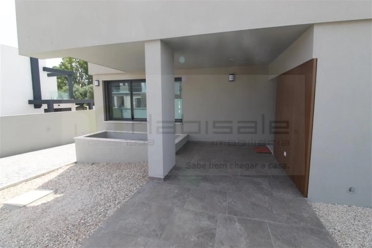 Moradia T3 para Venda em Barcarena Foto 39