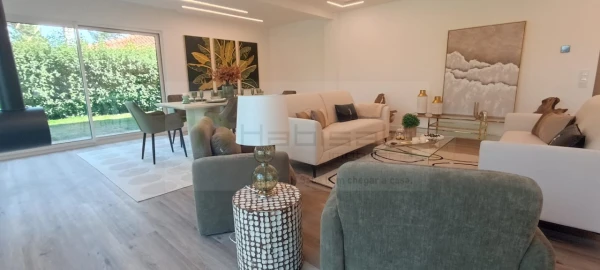 Moradia T4 para Venda em Charneca de Caparica e Sobreda