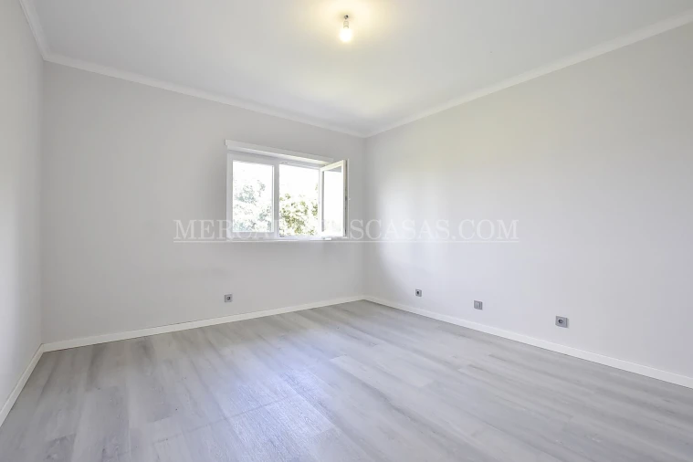 Moradia T3 para Venda em Argoncilhe Foto 17