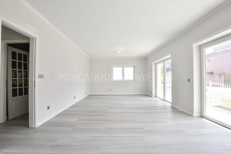 Moradia T3 para Venda em Argoncilhe Foto 11