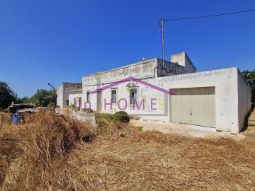 Moradia T4 para Venda em Loule (São Clemente)