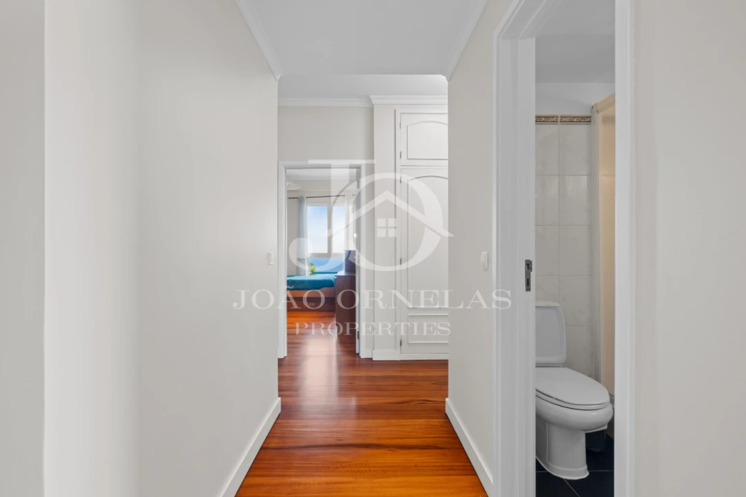 Apartamento T4 para Venda em Caniço Foto 8